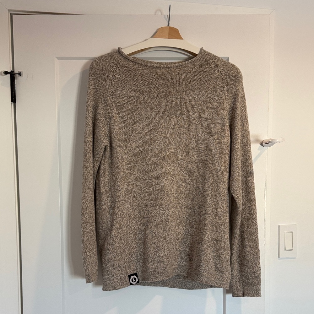 Paka Cusco Women’s sweater